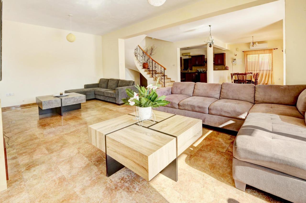 Villa Eva Ajia Napa Zewnętrze zdjęcie