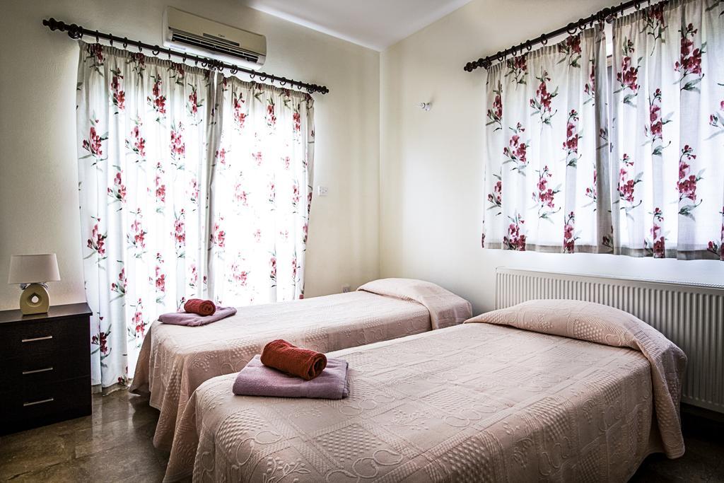 Villa Eva Ajia Napa Zewnętrze zdjęcie